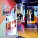Une scénographie intéressante : Panneaux Résidences Grand Lyon Habitat à l'occasion des 100 ans